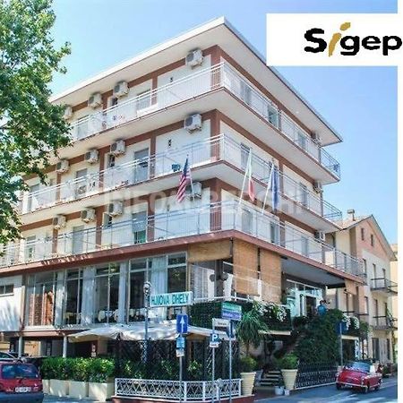 Hotel Nova Dhely 리미니 외부 사진