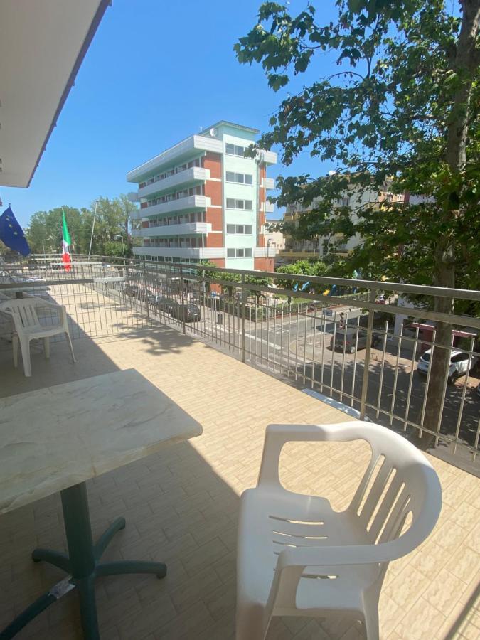 Hotel Nova Dhely 리미니 외부 사진