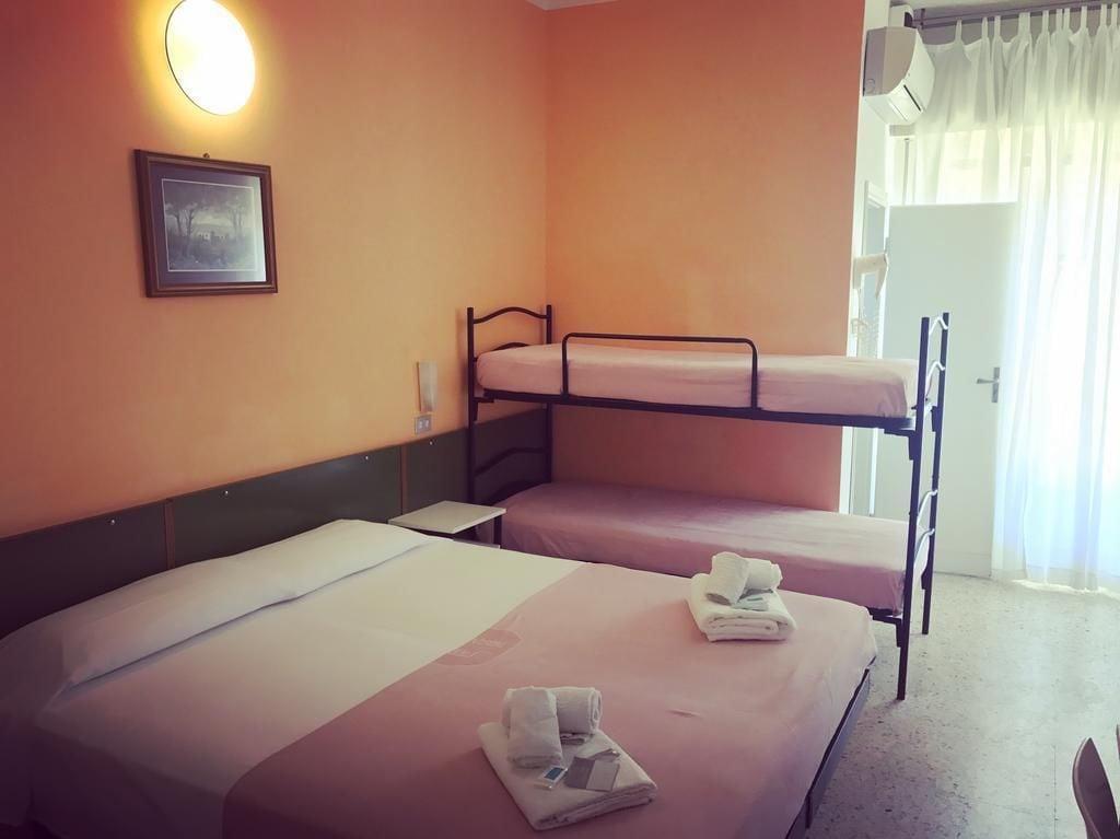 Hotel Nova Dhely 리미니 외부 사진