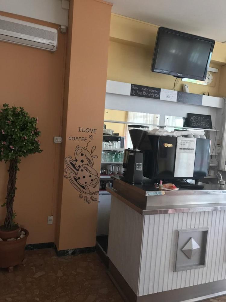 Hotel Nova Dhely 리미니 외부 사진