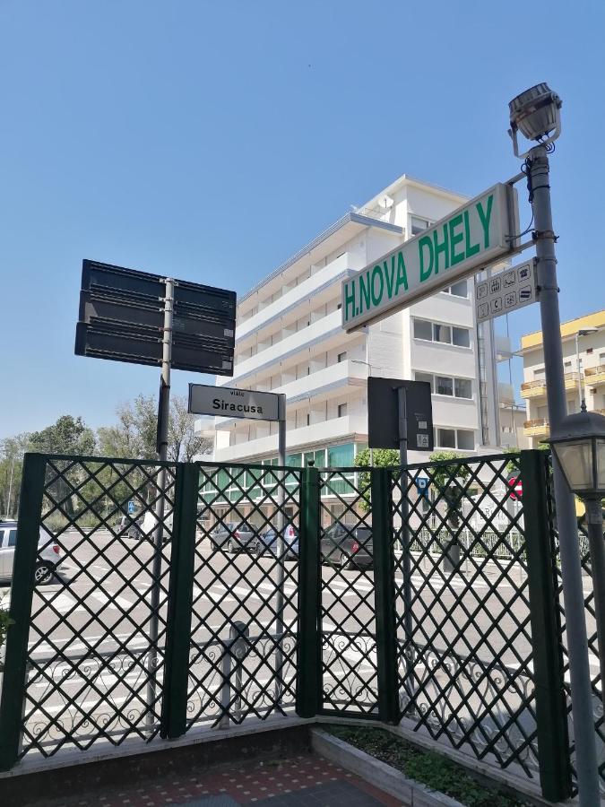 Hotel Nova Dhely 리미니 외부 사진