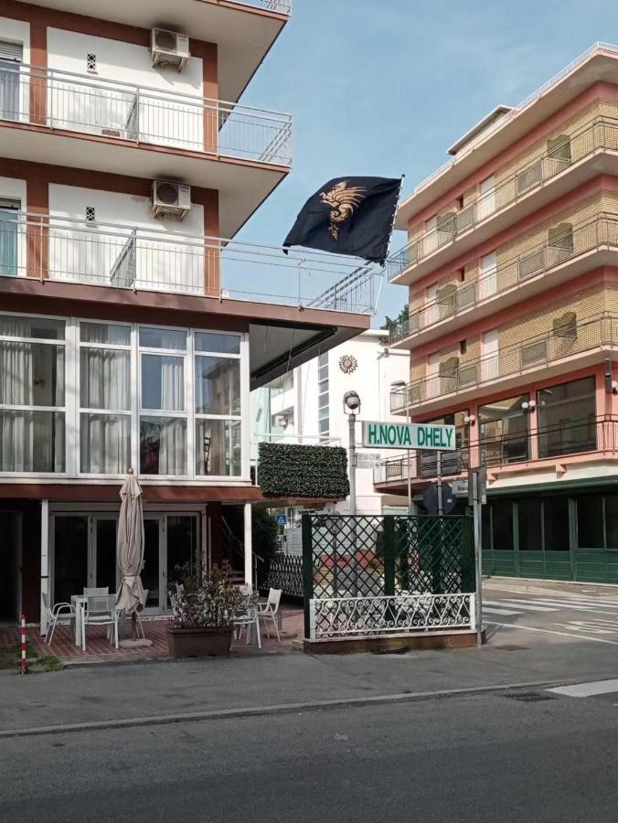 Hotel Nova Dhely 리미니 외부 사진